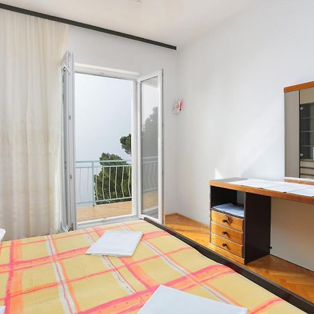 Rooms With A Parking Space Brela, Makarska - 17281 Pokój zdjęcie