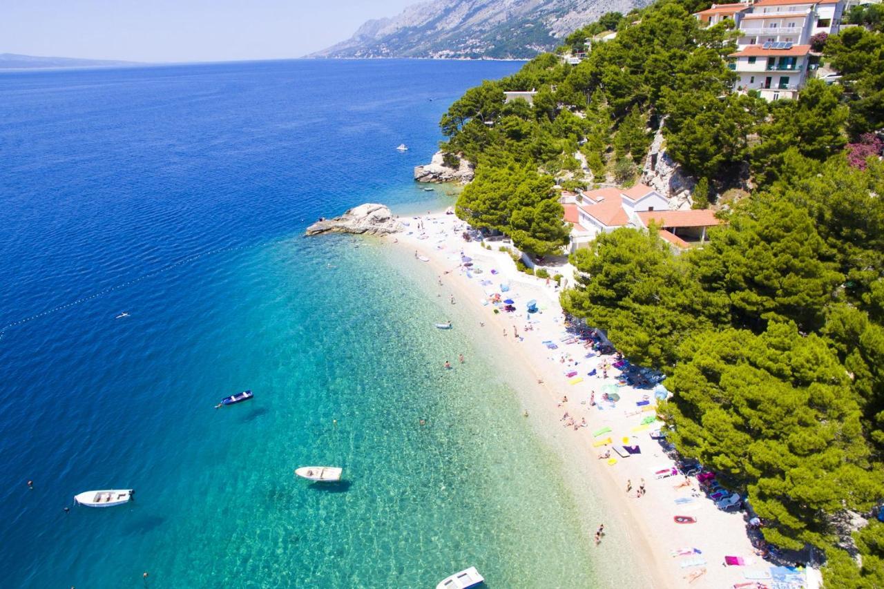Rooms With A Parking Space Brela, Makarska - 17281 Zewnętrze zdjęcie