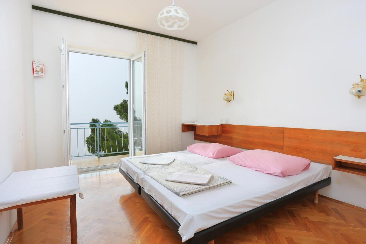 Rooms With A Parking Space Brela, Makarska - 17281 Zewnętrze zdjęcie